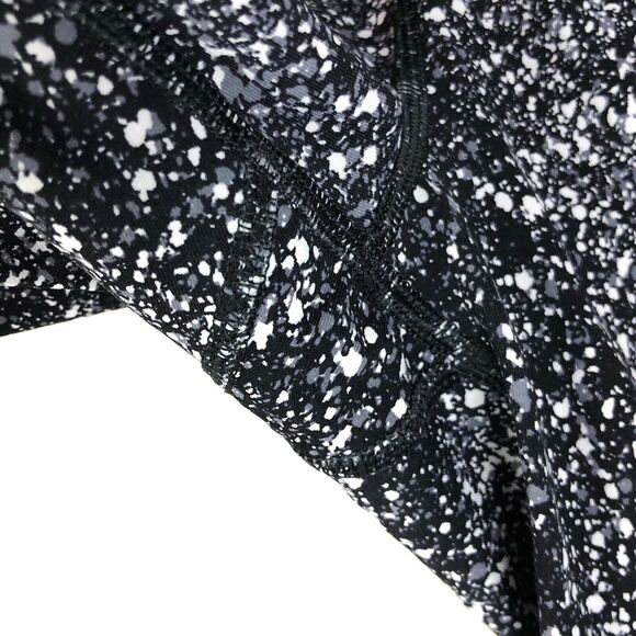 LULULEMON Outrun Cropped 17” Leggings Black White Dot Mesh Panel Size 4 - Picture 4 of 11